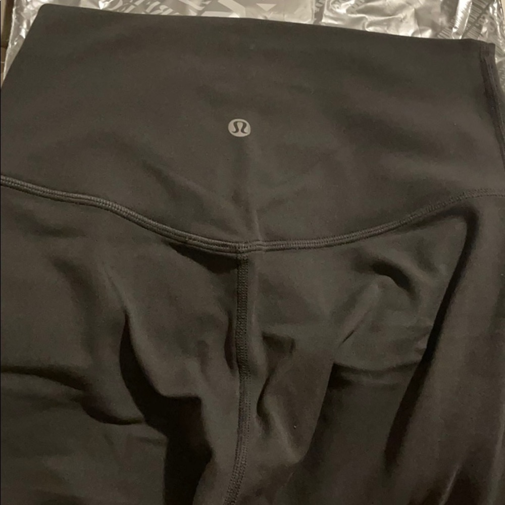 Lululemon align 25” size 4 grey leggings